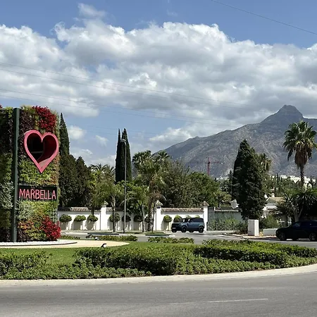Puerto Banus For 4 - Pool Bbq & Terrace Apartment Marbella
