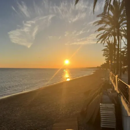 Puerto Banus For 4 - Pool Bbq & Terrace Apartment