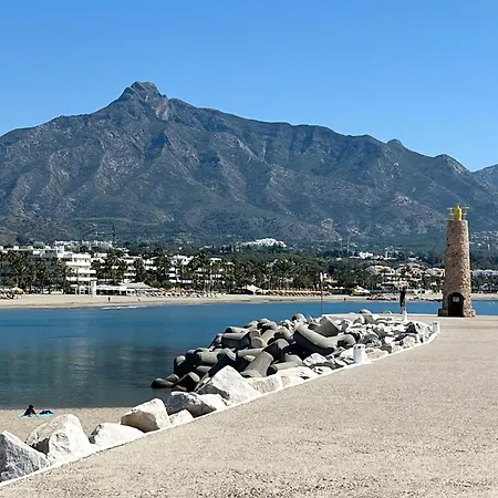2-bed 10min To Puerto Banus W Pool Bbq & Parking Apartment