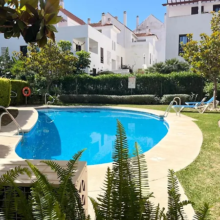 Apartment 2-bed 10min To Puerto Banus W Pool Bbq & Parking *