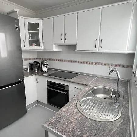 Apartment 2-bed 10min To Puerto Banus W Pool Bbq & Parking Marbella